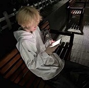 17c一起草图片